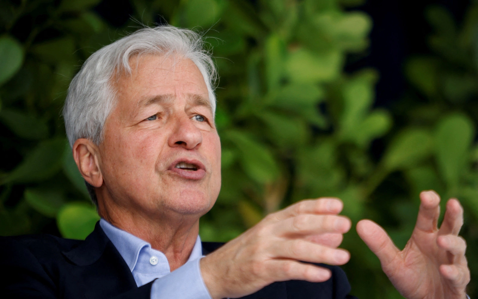 CEO Jamie Dimon will sell 1 million shares of his bank Archyde