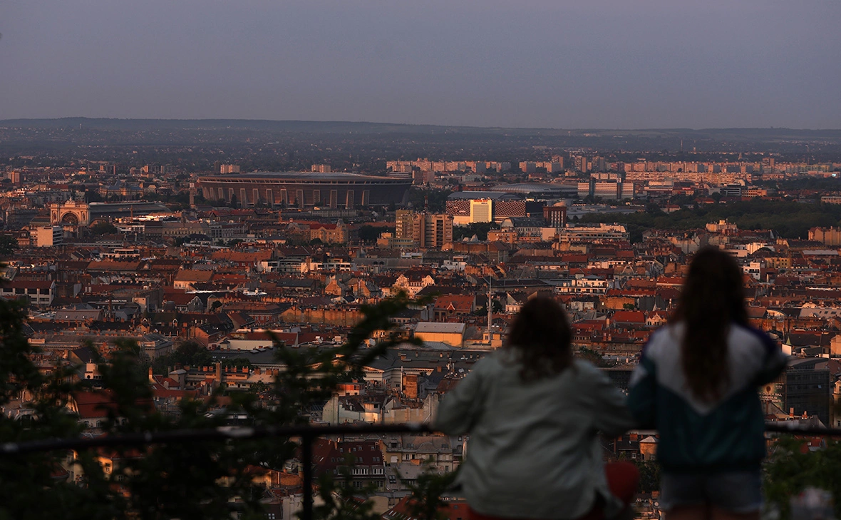 Alex Pantling / Getty Images