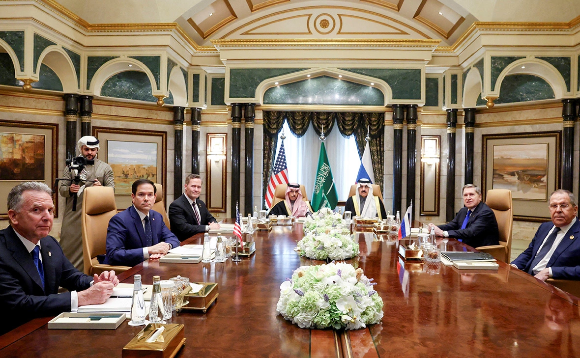 Evelyn Hockstein / Reuters