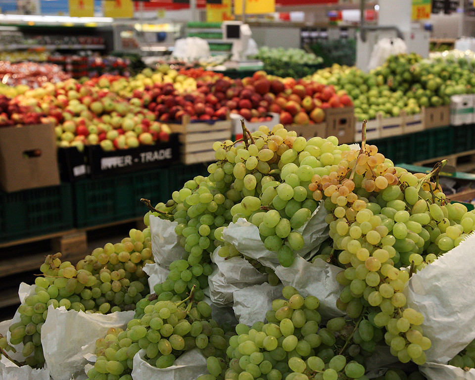 В аэропорту Казани уничтожили карантинные фрукты из Узбекистана
