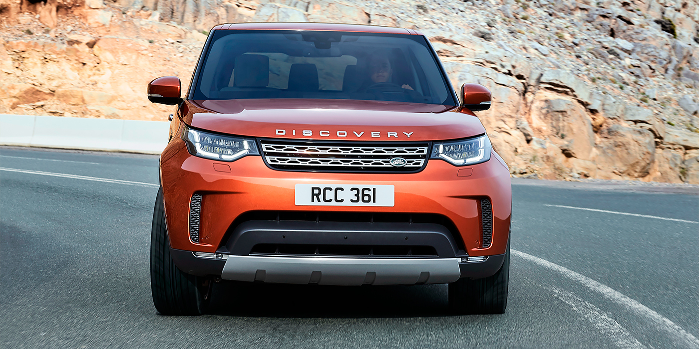 Амфитеатр и 15 розеток: что нужно знать о LR Discovery для России ::  Autonews