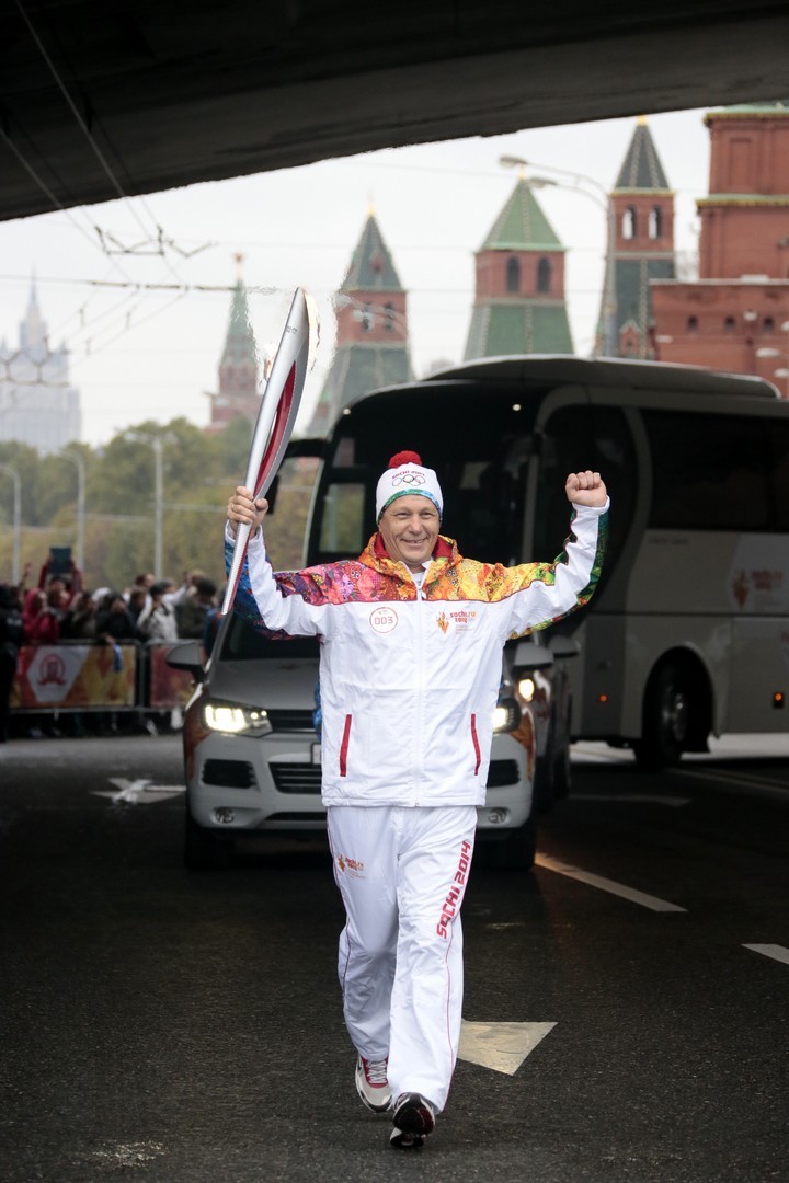 Москва приняла эстафету олимпийского огня