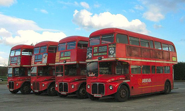Для британских автобусов выделят отдельные полосы