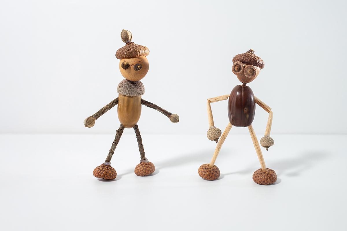 Веселые человечки из желудей — отличная идея для сюжетно-ролевых игр
