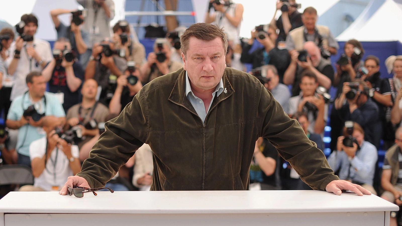 <p>CANNES, FRANCE - MAY 17: Director Aki Kaurismaki attends the &quot;Le Havre&quot; photocall at the Palais des Festivals during the 64th Cannes Film Festival on May 17, 2011 in Cannes, France.&nbsp;</p>