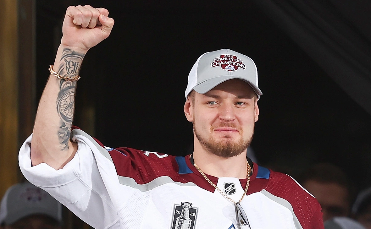 Matthew Stockman / Getty Images