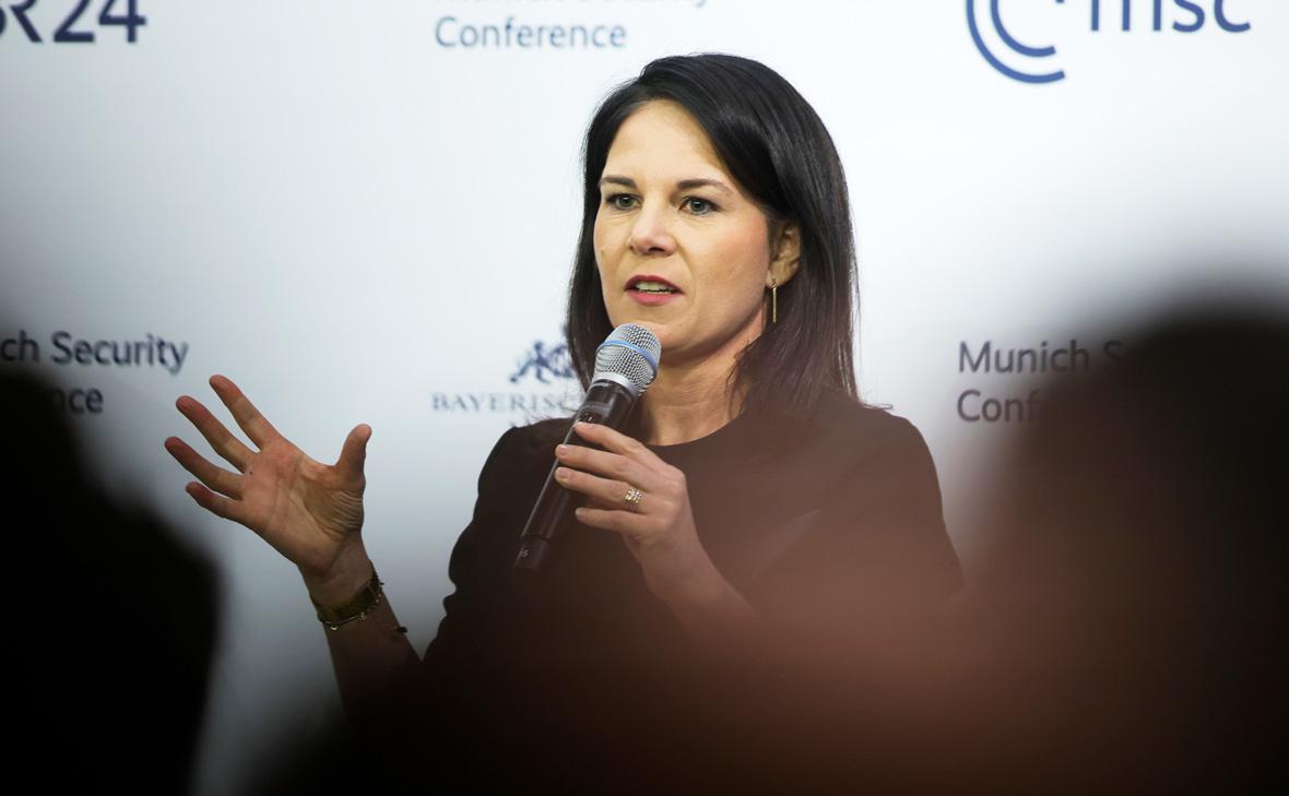 Анналена Бербок