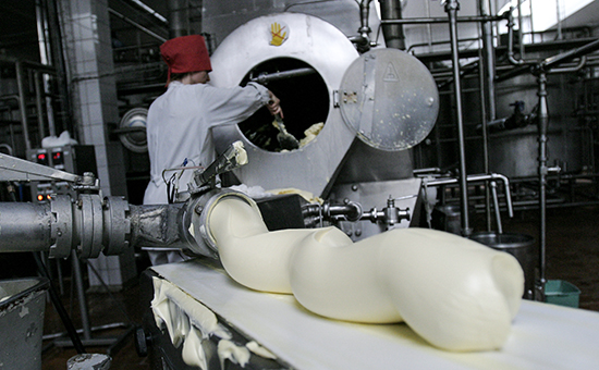 Производство сливочного масла. Сентябрь 2005 года


