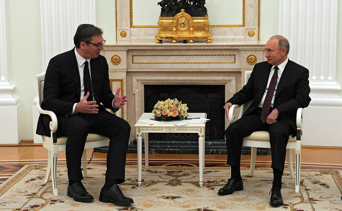 Владимир Путин и Александр Вучич во время встречи