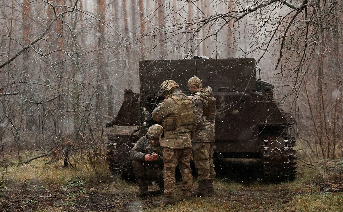 Clodagh Kilcoyne / Reuters