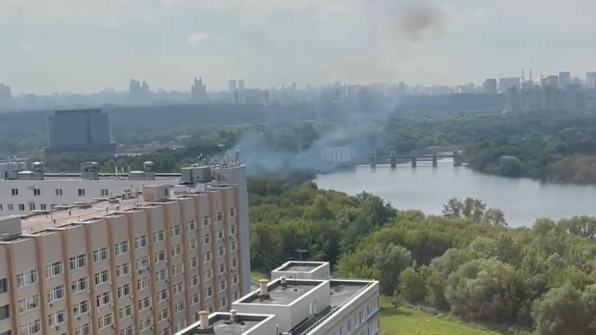 Последствия падения беспилотника в Москве. Видео