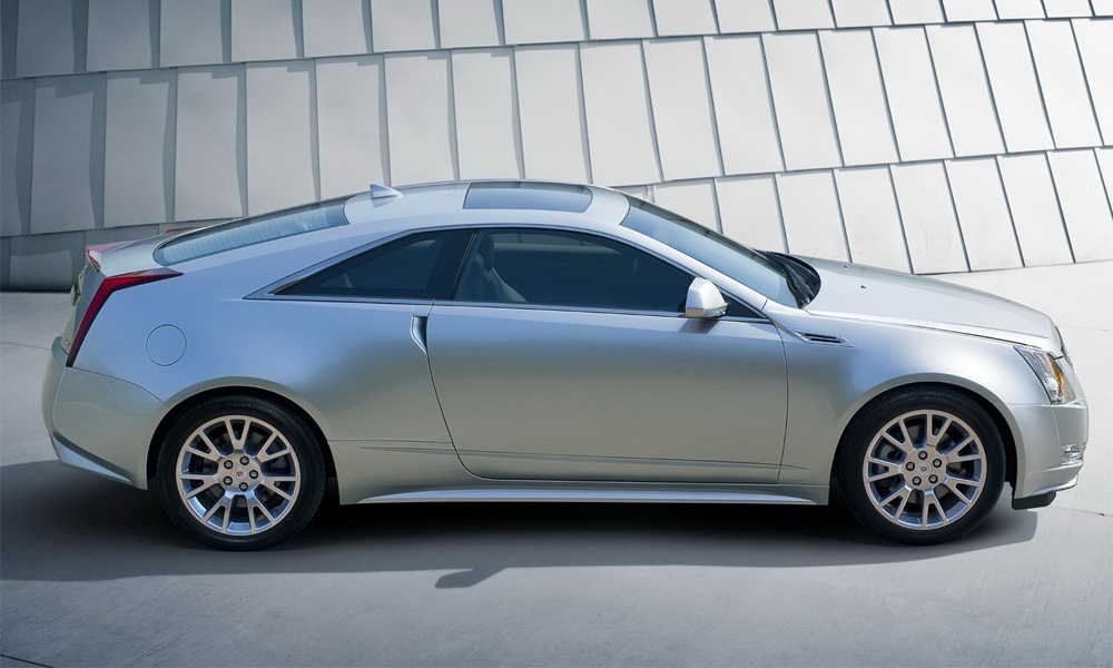 Cadillac официально представил купе CTS 2010