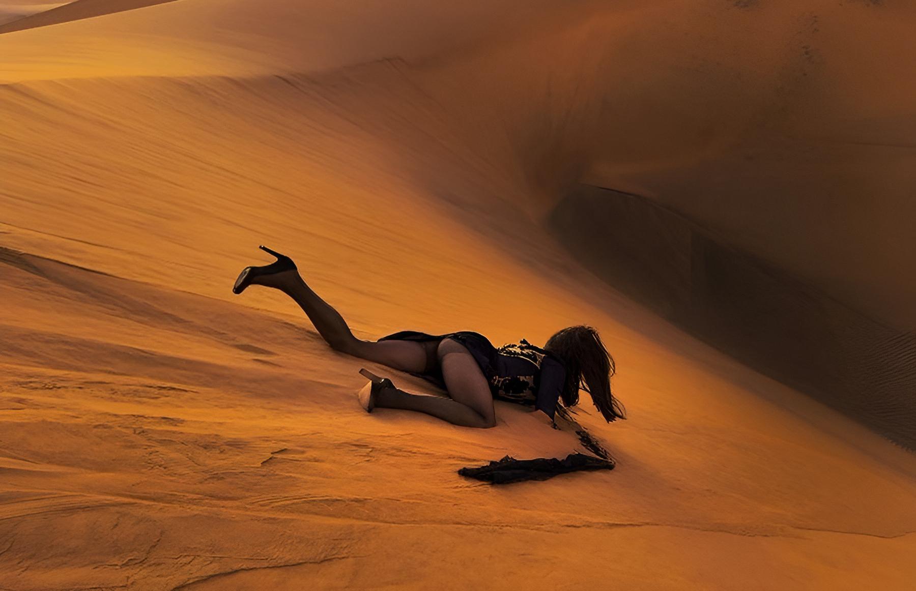 Кадр из фильма «Е»