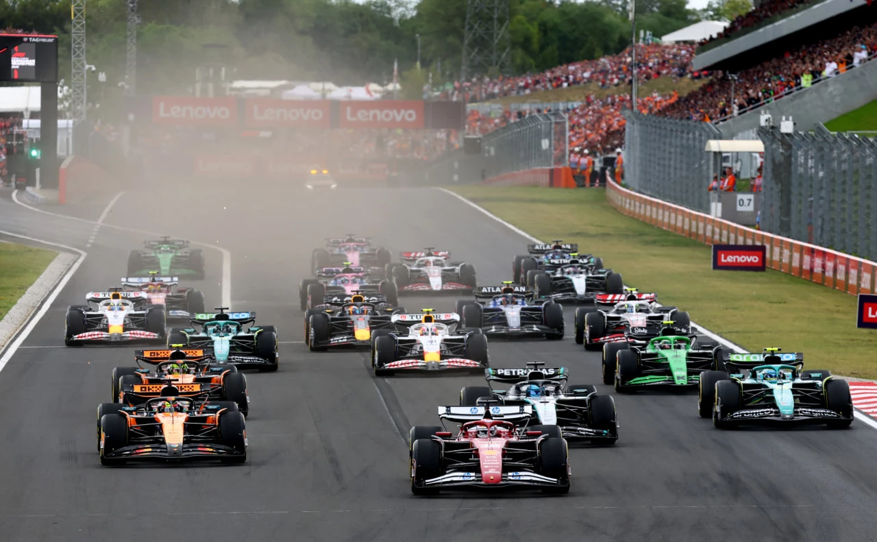 Mark Thompson / Getty Images