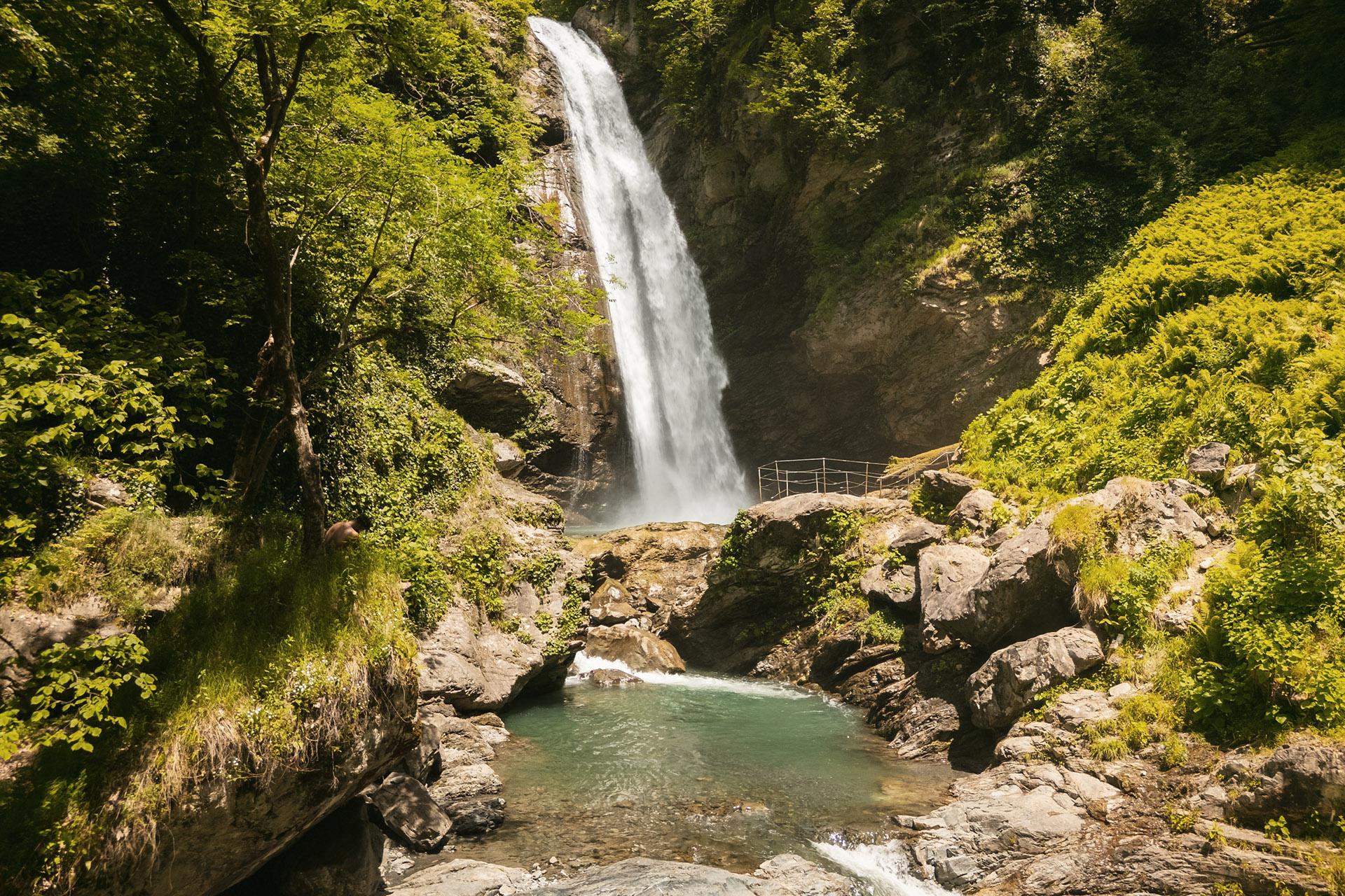 Водопад Национального парка Лагодехи