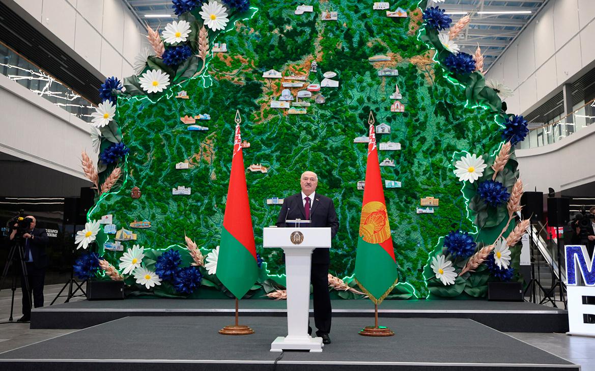 Лукашенко рассказал о своем домашнем аппарате для мороженого