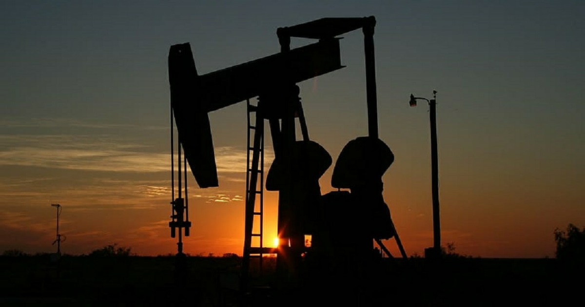 Крупнейший производитель нефти в африке. Нефть. Нефтедобыча. Нефтяная скважина. Нефтегазовая добыча.