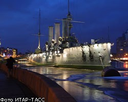 Крейсер "Аврора" в Петербурге захватили пираты