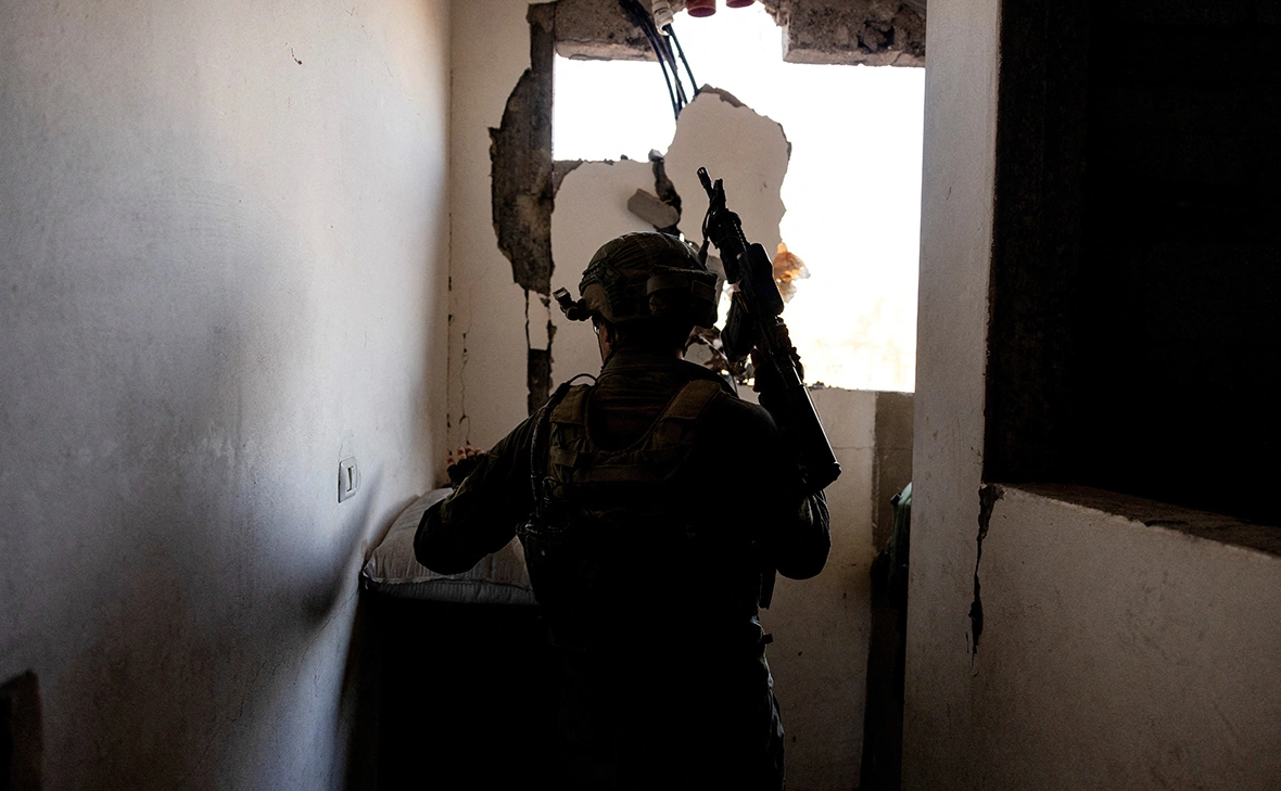 Ronen Zvulun / Reuters