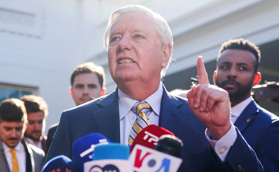 Nathan Howard / Reuters