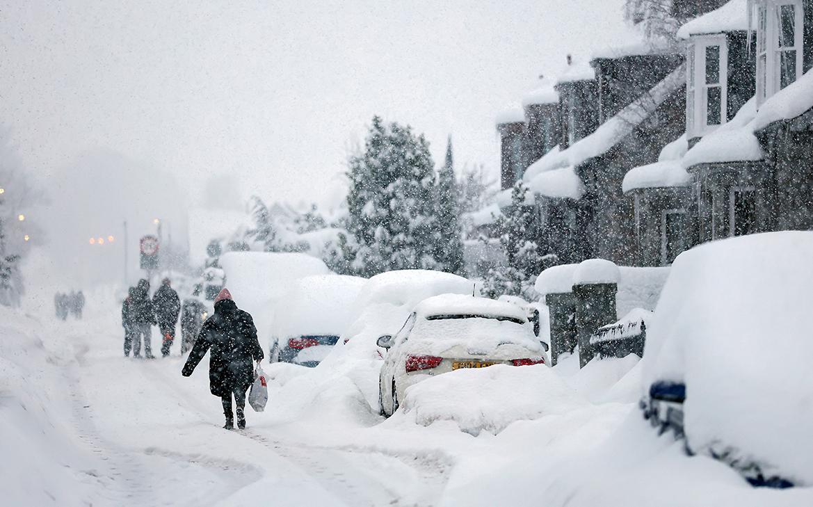 Из-за снега и гололеда в Европе произошел транспортный коллапс