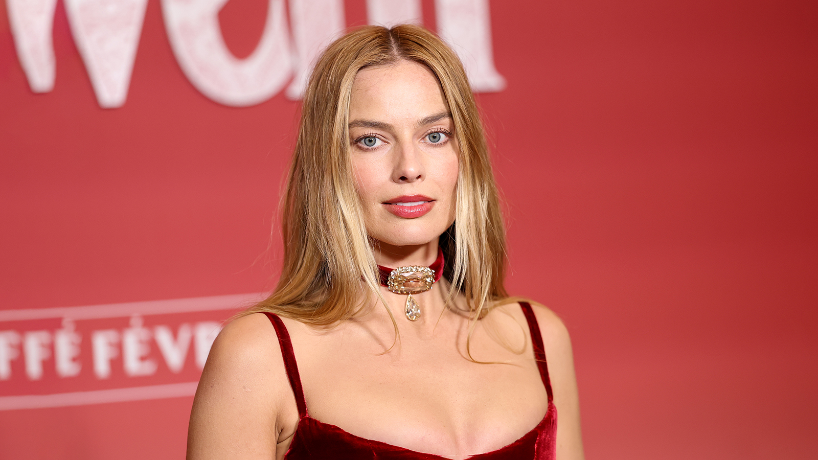 Марго Робби на премьере картины «Грозовой перевал» в Париже, 2 февраля 2026 года 