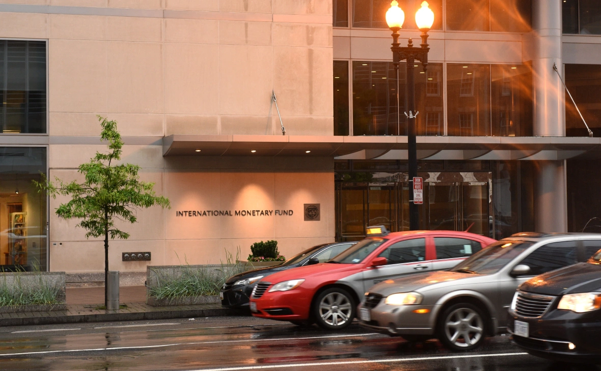 Bumble Dee / Shutterstock.com