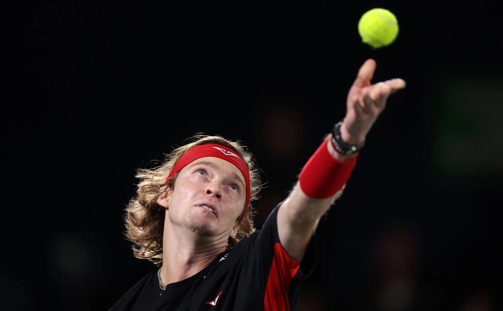  Julian Finney / Getty Images