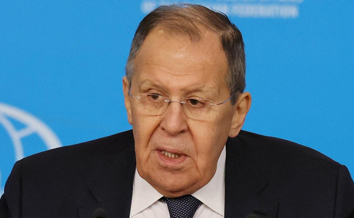Лавров назвал неприемлемым для России перемирие, которого добивается Киев