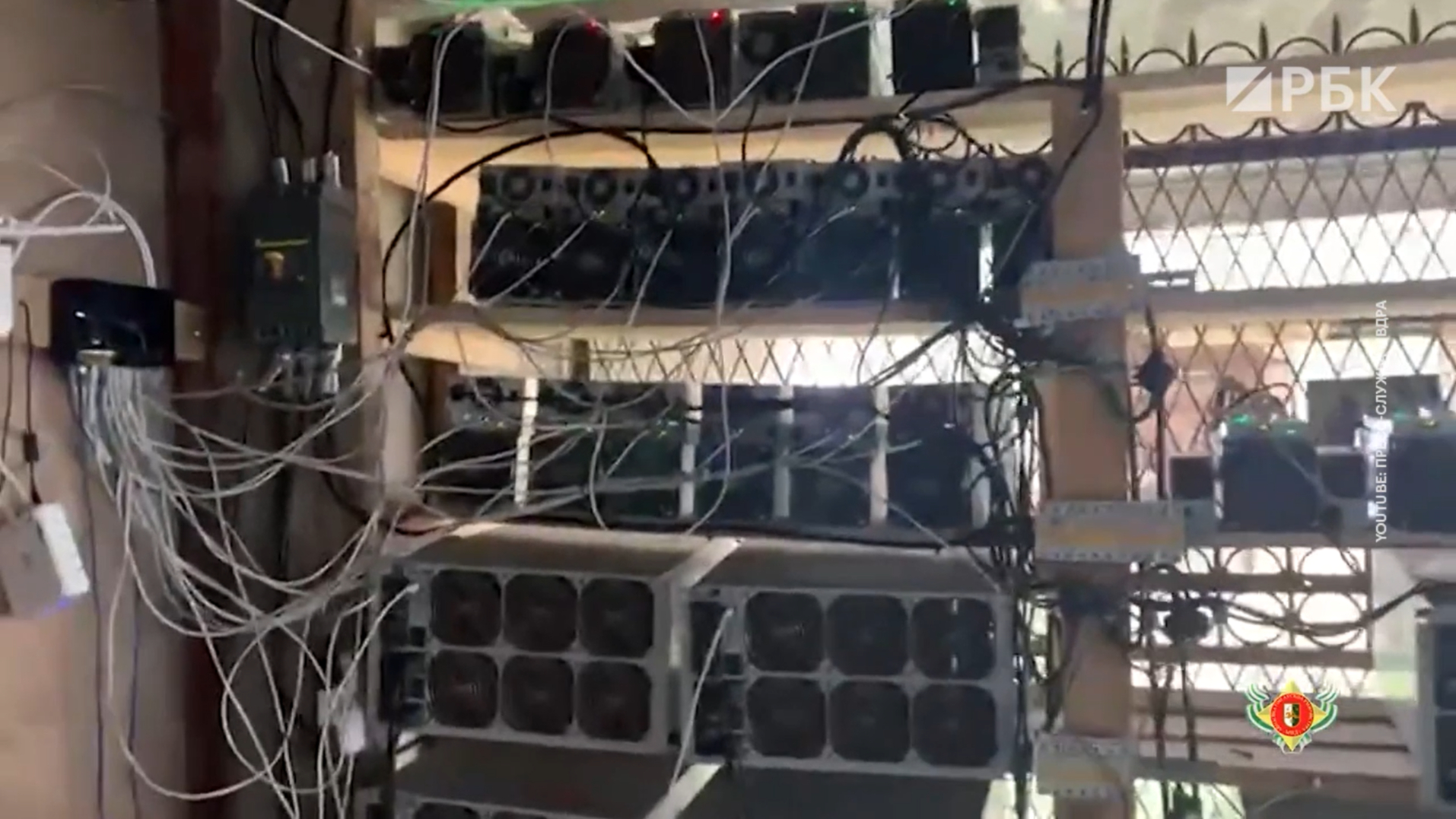 В Абхазии закрывают криптофермы на фоне дефицита электричества. Видео