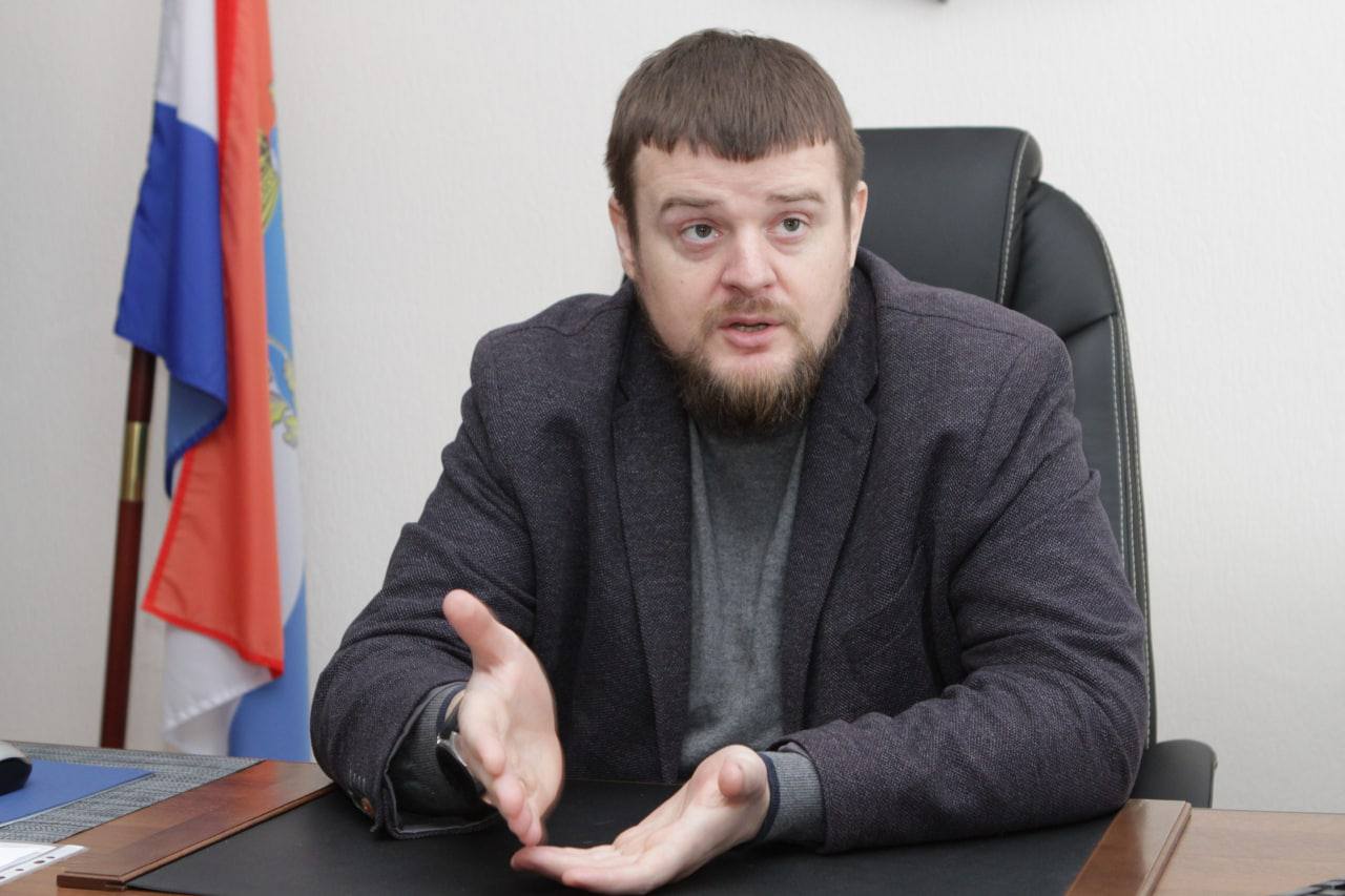 Георгий Филимонов представил врио начальника департамента здравоохранения