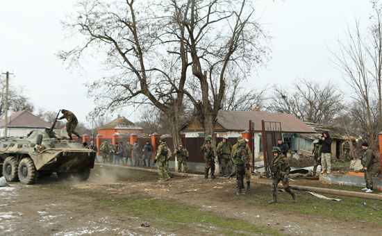 Спецоперация на окраине станицы Мекенская Наурского района, в ходе которой уничтожены два боевика, оказавших вооруженное сопротивление