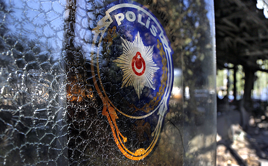 Щит полицейского в Турции




