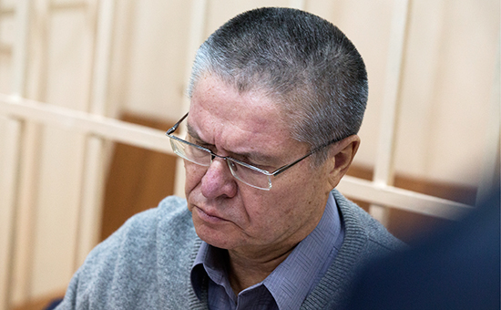 Экс-министр экономического развития Алексей Улюкаев в&nbsp;Басманном суде Москвы. 10 января 2017 года


