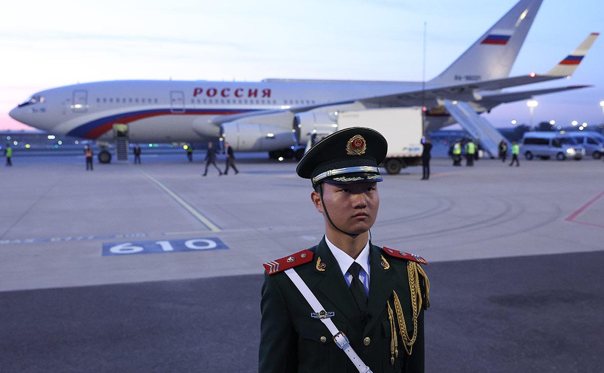 Путин и Си Цзиньпин приняли заявление о всеобъемлющем партнерстве стран