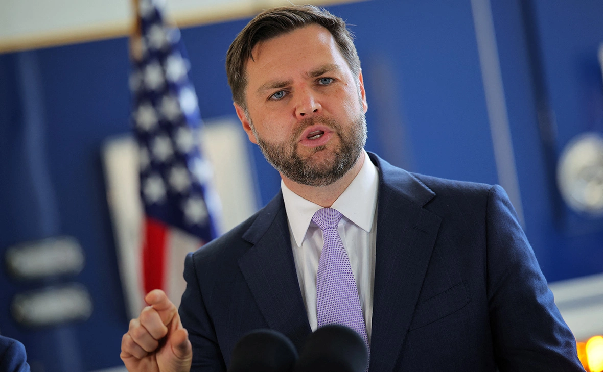 Daniel Cole / Reuters