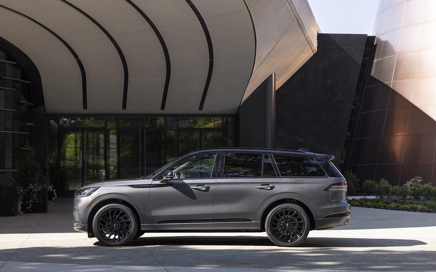 133 тыс. кроссоверов Lincoln Aviator попадут в сервис. Причина небанальна