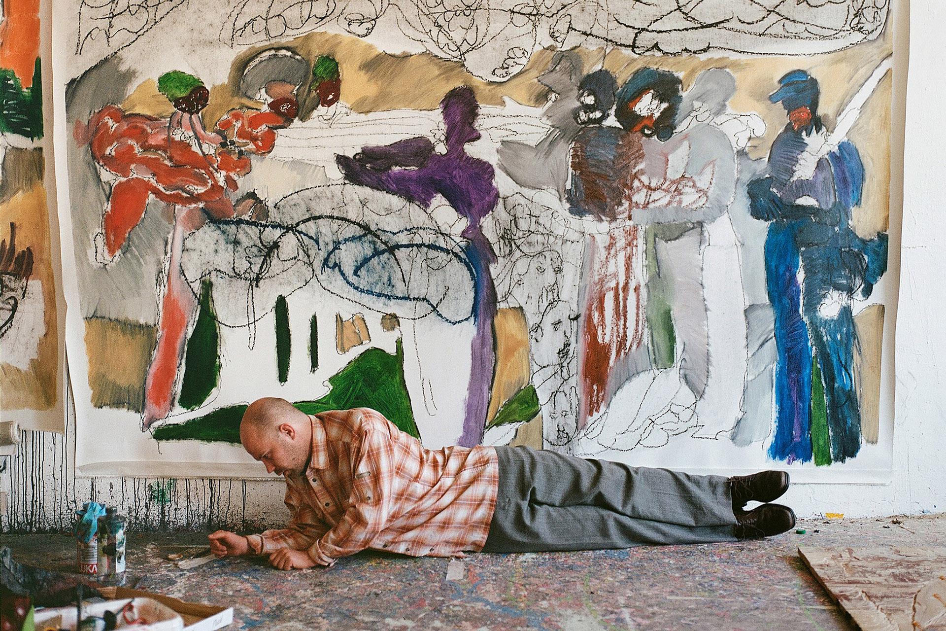 Евгений Музалевский в своей мастерской в Оффенбахе (Германия), 2025