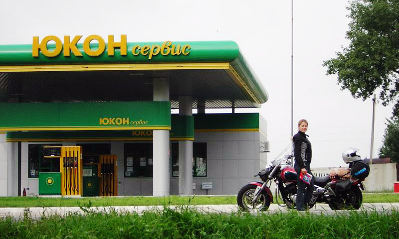 В январе цены на бензин на Украине выросли на 11-12%