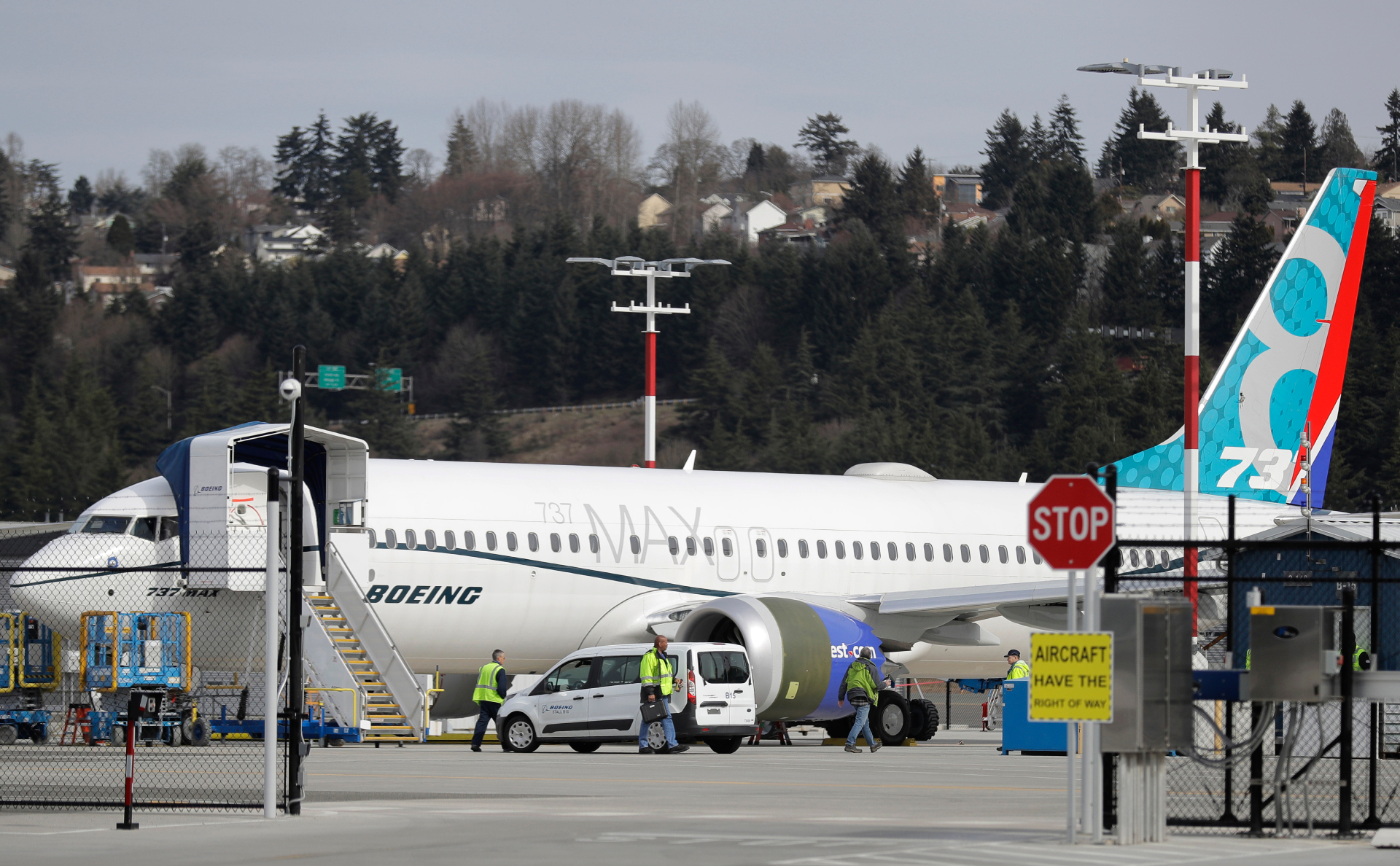 Самолет Boeing 737 Max 8