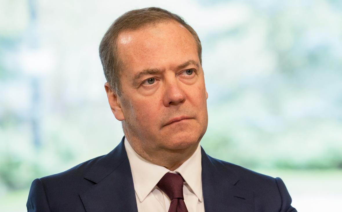 Дмитрий Медведев