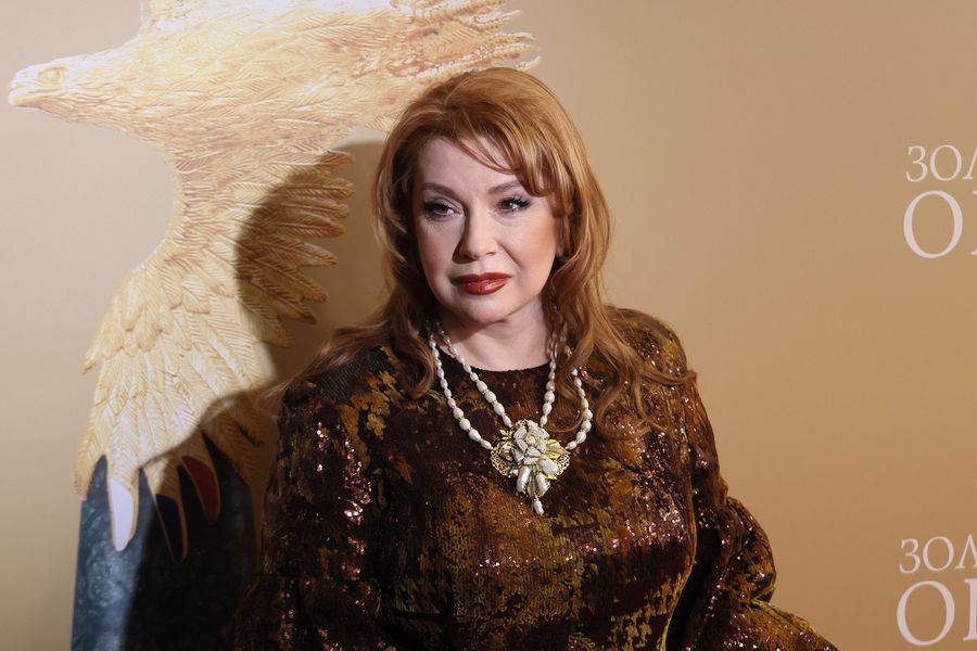 Актриса Вера Сотникова&nbsp;была замечена в числе гостей на красной дорожке перед началом мероприятия.&nbsp;