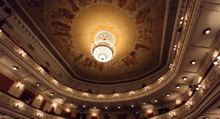 Старую сцену оперного хотят реконструировать после 2020 года