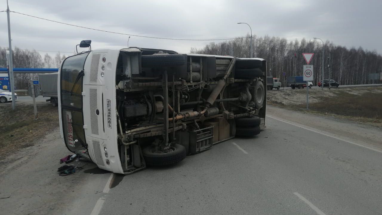 В Новосибирской области произошло серьезное ДТП с автобусом — подробности —  РБК