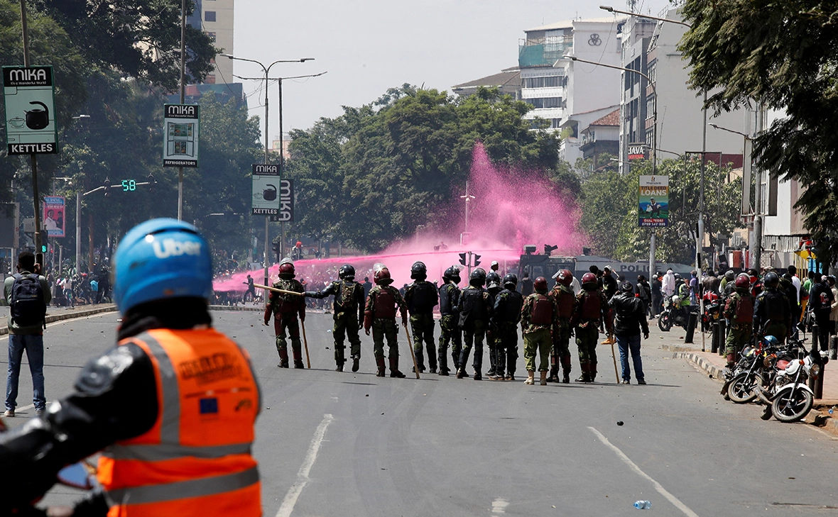 Monicah Mwangi / Reuters