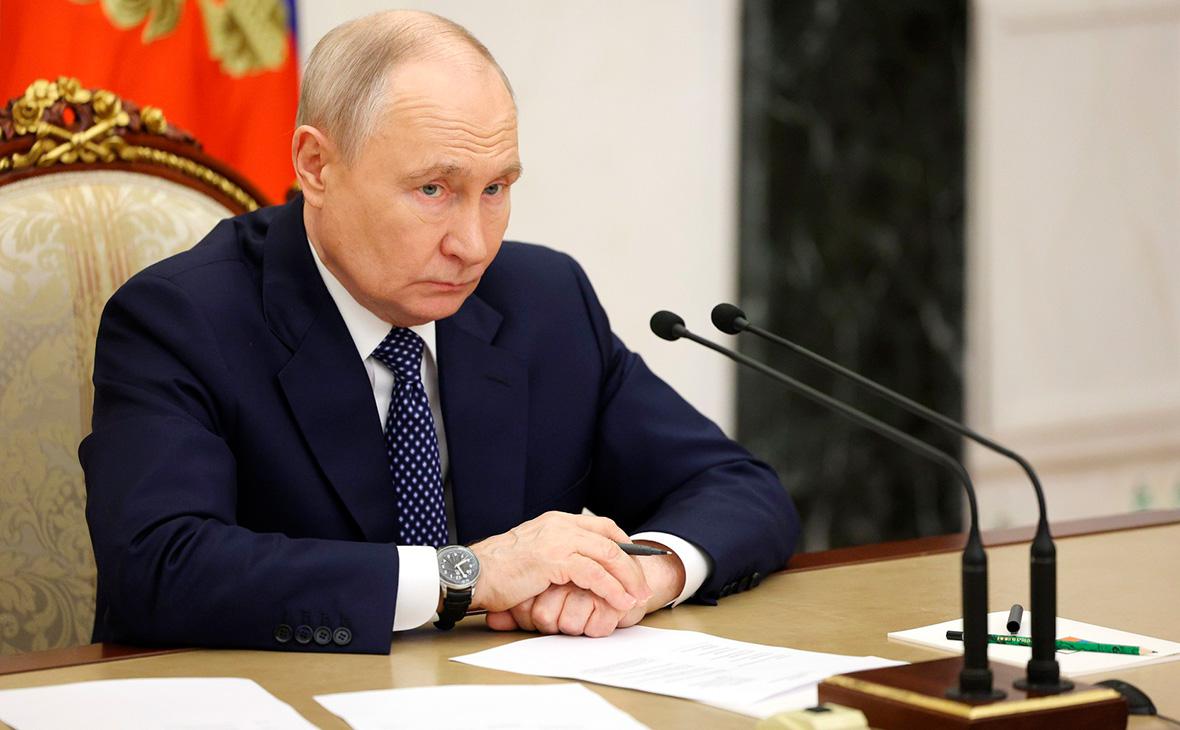 Путин заявил о введении новых мер поддержки для ро
