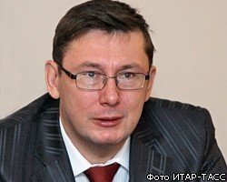 Экс-главе МВД Украины отказали в отводе судьи Вовка
