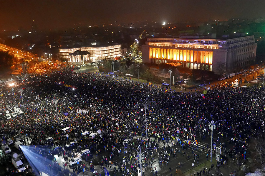 Протестующие в Бухаресте


