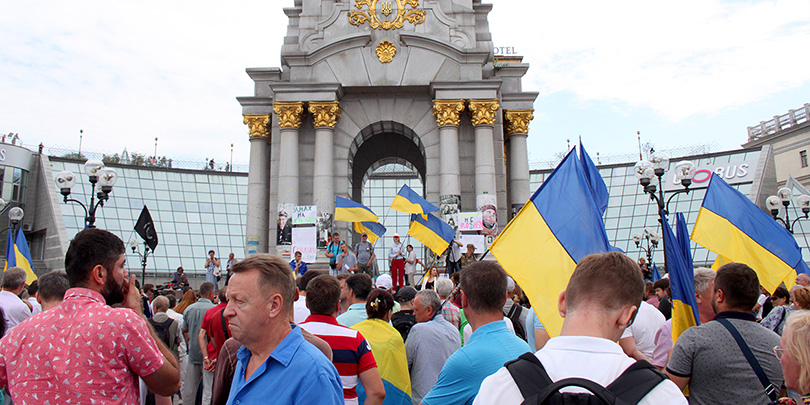 Погранслужба Украины призвала туристов ехать в Польшу в обход Саакашвили