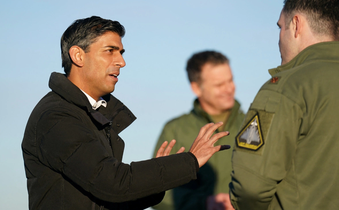 Joe Giddens / Reuters